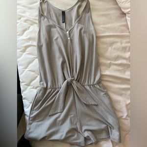 Smash and Tess Hillary Duff Romper size XS. Very stretchy material